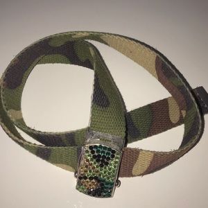 Camo bedazzled belt
